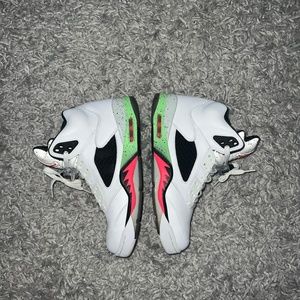 Jordan 5 Retro Poison Green Sz 9 MAKE AN OFFER!